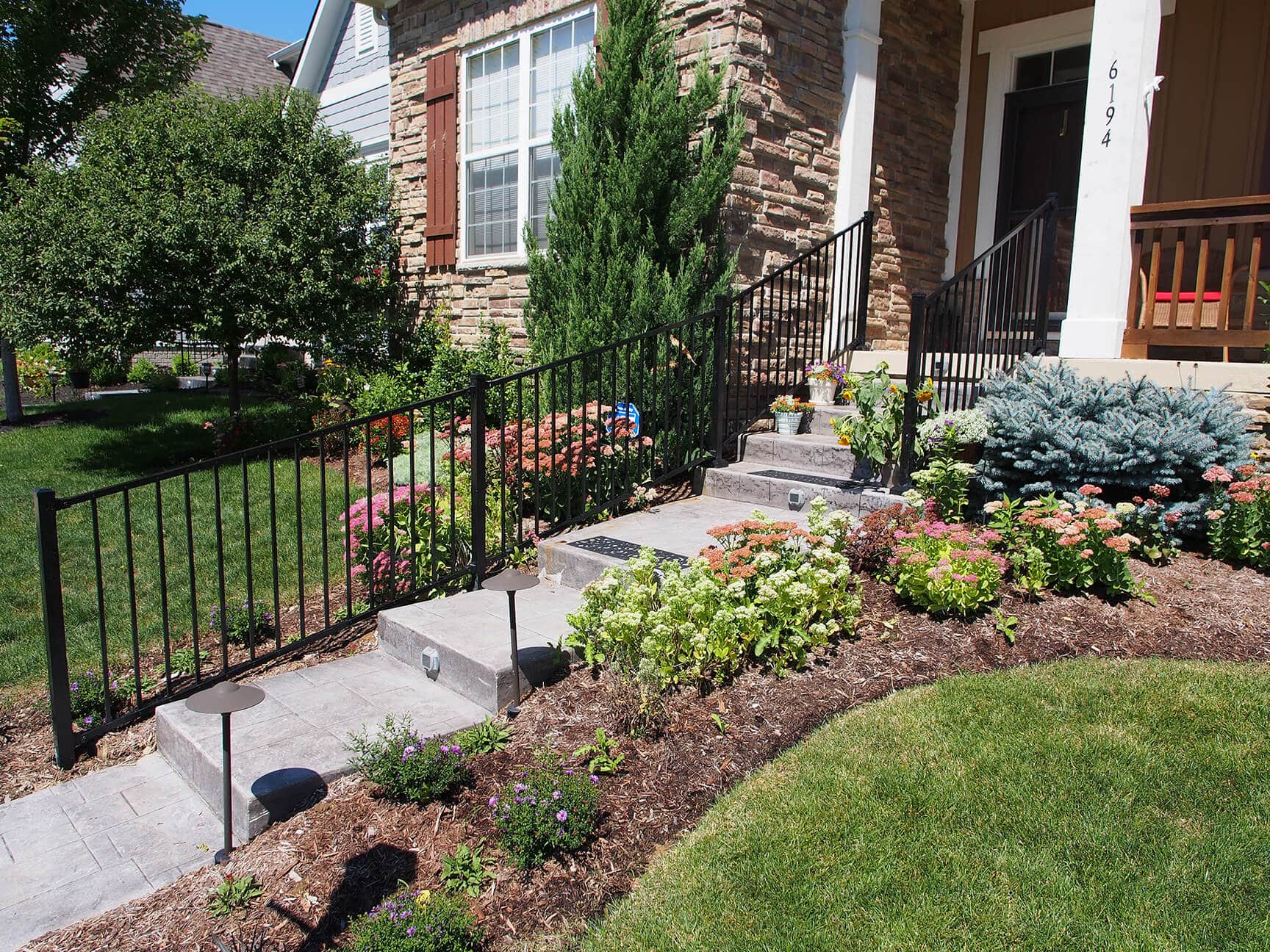 5 Places to Consider an Outdoor Railing Installation