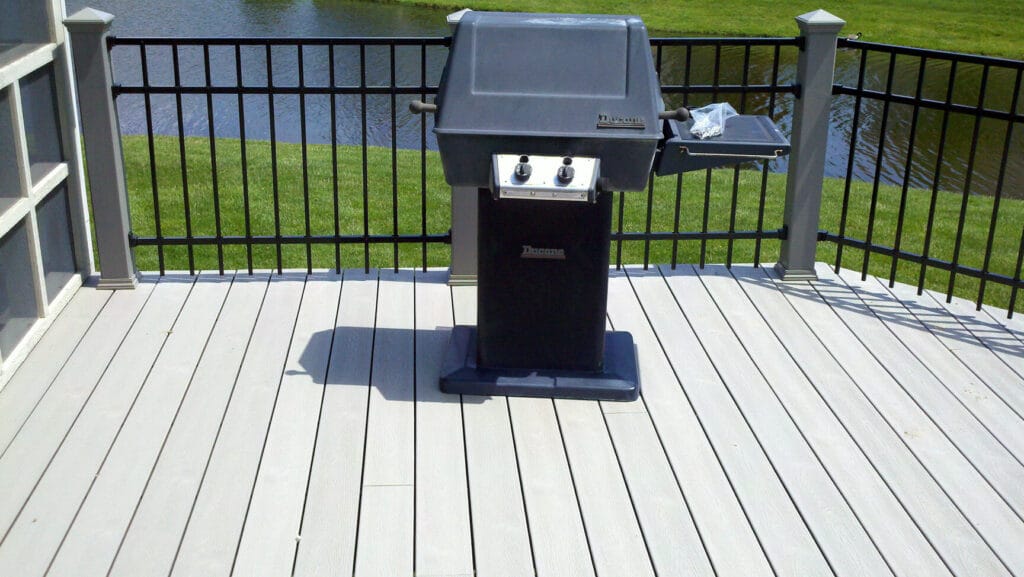 local decking companies in Indianapolis