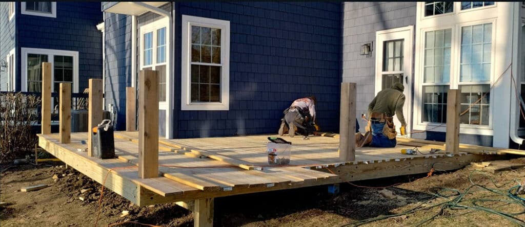 Indianapolis deck construction companies