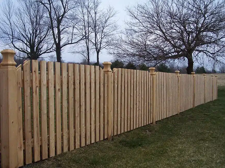 shadowbox fence construction in Indianapolis