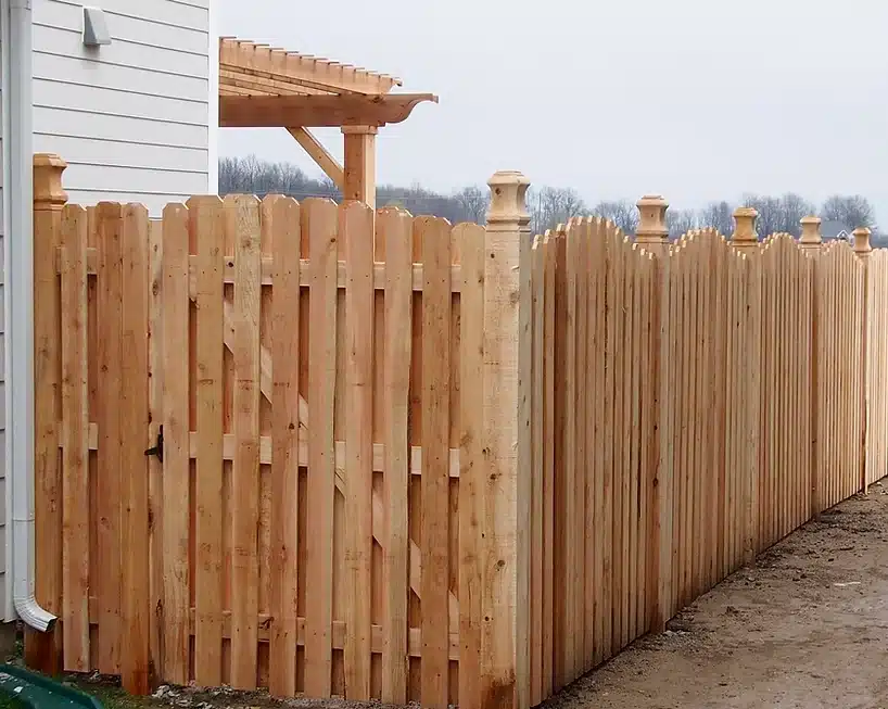 dog-eared shadow box fence installation around Indianapolis