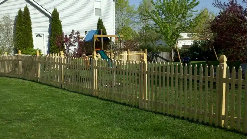 semi private fence wood installers in Indanapolis