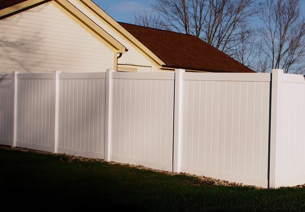 Vinyl privacy fence installation in Indianapolis