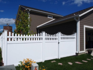 vinyl fencing contractors around Indianapolis, Indiana