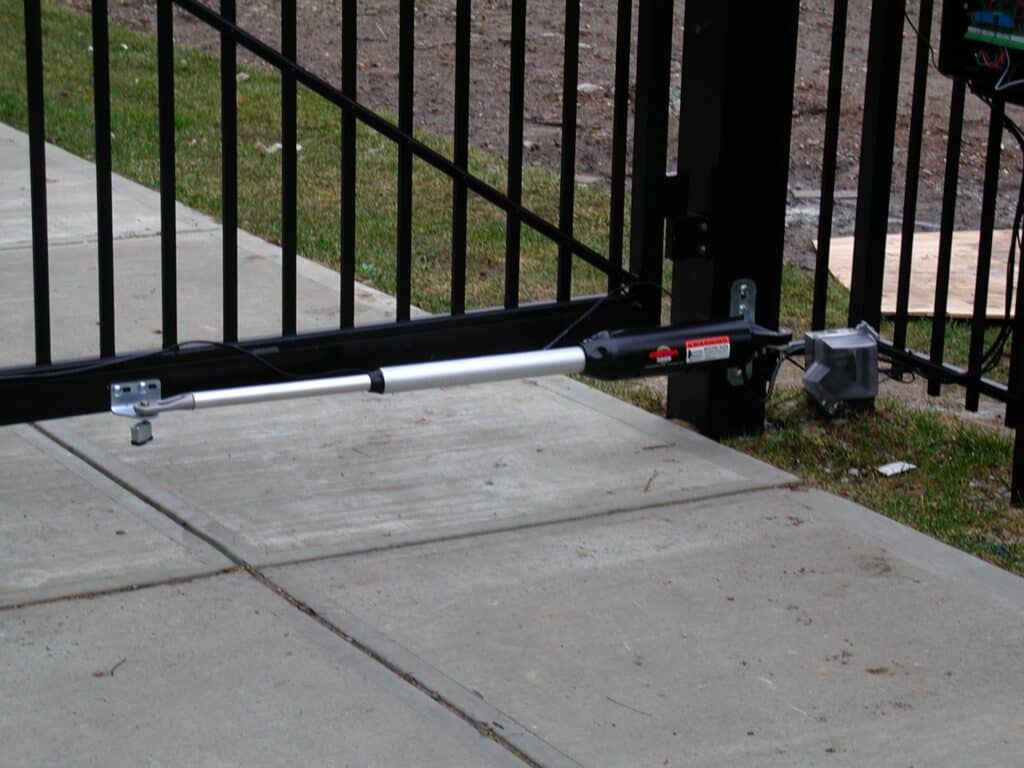 install electric swing gates for driveway in Indianapolis