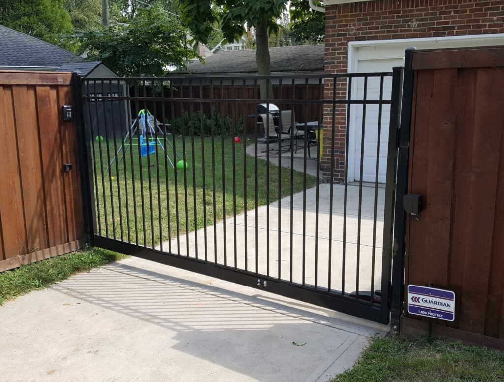 Custom aluminum fencing solutions around Indianapolis