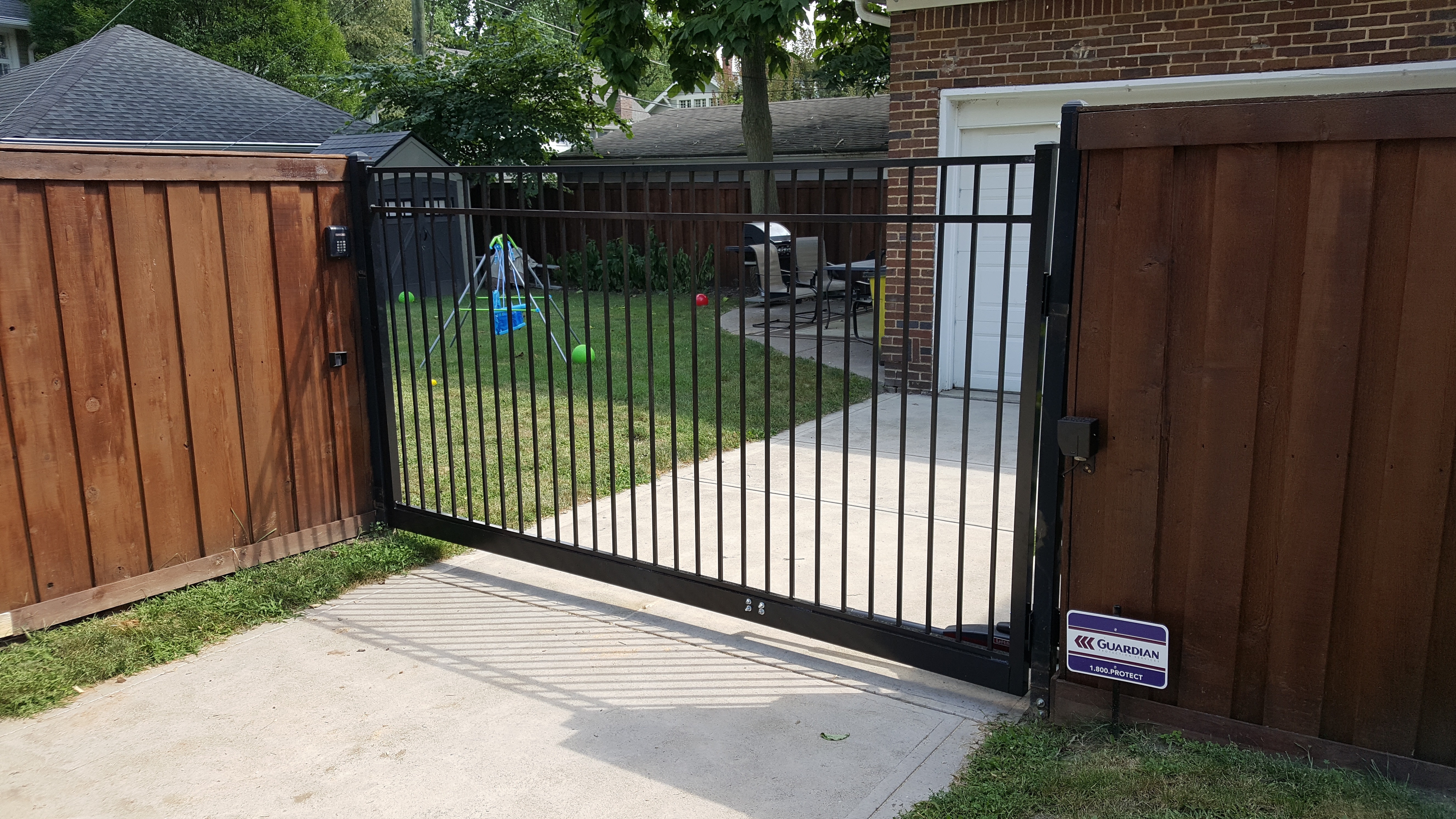 Custom aluminum fencing solutions around Indianapolis